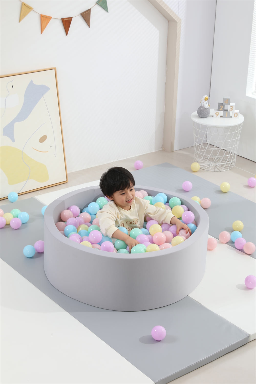 海洋球樂園，讓孩子盡情暢游在歡樂的海洋！